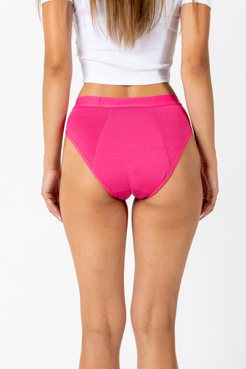 LEA - premium udobje menstrualnih spodnjic iz Modal™ materiala