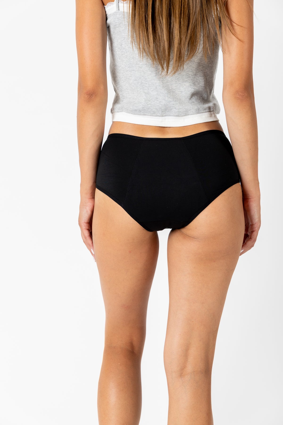 IRIS – svilnata mekoća menstrualnih gaćica od TENCEL™ materijala