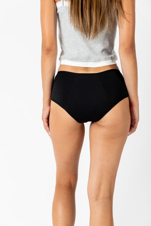 IRIS – svilnata mehkoba menstrualnih spodnjic iz TENCEL™ materiala